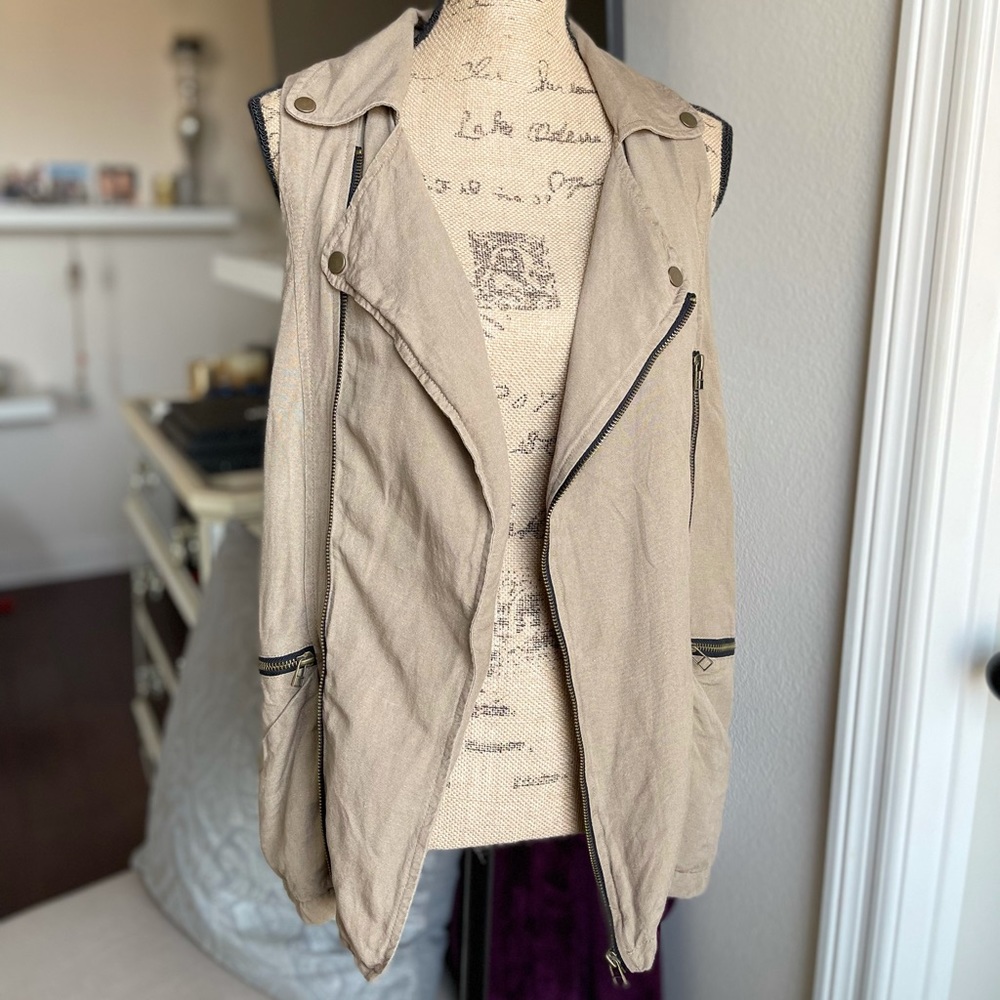 Chandi & Lia Tan Utility Vest